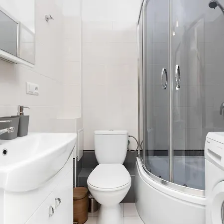 Center Krucza By Renters Appartamento *